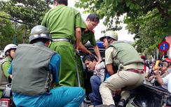 Thanh niên "quậy" hội trường Thành ủy Vũng Tàu có biểu hiện tâm thần