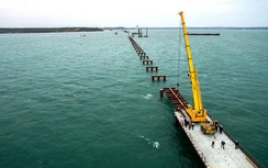 Ukraine phản đối Nga hạn chế tàu thuyền qua lại eo biển Kerch