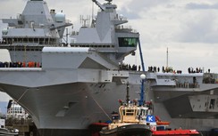 Tàu sân bay mạnh nhất của Anh Queen Elizabeth bị xâm nhập
