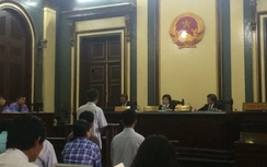 Hàng loạt "sếp" công ty dược nhập thuốc chữa ung thư dởm hầu tòa