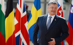 Tổng thống Ucraine đang tính cách lấy lại Crimea, Donbass