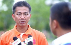 HLV Anh Tuấn phản hồi bất ngờ trước "lời cay đắng" của bầu Đức