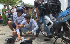 Nhét ma túy trong ống hút mang đến nghĩa trang bán cho con nghiện