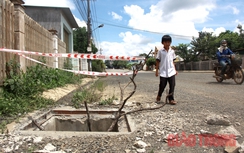 Hố ga lộ thiên dọa "nuốt" người đi đường: Những "biển báo" kỳ quặc