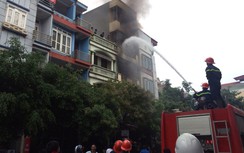 Hai bé gái tử vong trong vụ cháy nhà 5 tầng ở Chương Mỹ