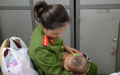 Bố bé trai bị bỏ rơi phải xét nghiệm ADN để nhận lại con