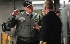 Ông Trump tới châu Á, 3 hạm đội tàu sân bay được triển khai