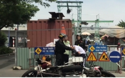 Đình chỉ CSCĐ “lên gối” nam sinh giữa phố Sài Gòn