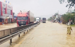 Đường bộ thiệt hại 70 tỷ đồng do bão số 12