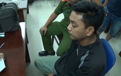 Đang đổ xăng, người phụ nữ bị cướp gần 300 triệu đồng