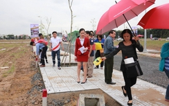 Khách hàng chính thức nhận bàn giao đất tại dự án Diamond City