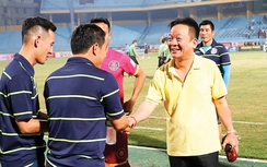 Điều tra nguồn tiền mới biết bầu Hiển có là chủ 5 đội bóng?