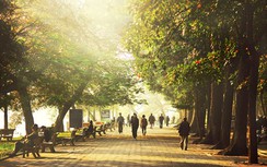 Thời tiết ngày 4/12/2017: Miền Bắc nắng ấm, miền Trung mưa lớn