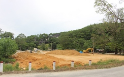 Xây bãi đỗ xe lăng Khải Định phải qua... 69 thủ tục