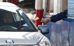 Ghi nhận 6 xe quay vòng trả tiền lẻ tại trạm BOT QL5