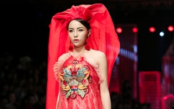 Hoa hậu scandal Kỳ Duyên vượt qua “vũng lầy”