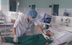 Bé 6 tuổi nghịch súng, đạn bắn xuyên thái dương anh trai