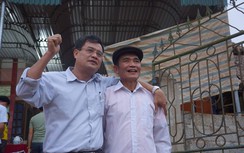 Nhiều người đòi chụp ảnh cùng bố "người hùng" U23 Bùi Tiến Dũng