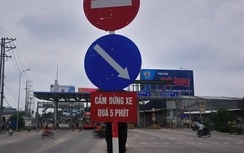 Trạm thu giá BOT T1, T2 QL91 Cần Thơ hoàn tất việc cắm biển