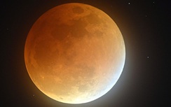 Sau 150 năm, siêu trăng, trăng xanh và nguyệt thực xuất hiện cùng lúc