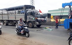 Xe tải nát đầu sau cú tông vào đuôi xe cùng chiều