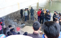 Cứu ba mẹ con đuối nước khi thả cá, nam sinh viên tử vong