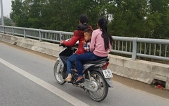 3 ngày Tết, xử phạt hàng trăm trường hợp không đội MBH, lạng lách