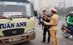 Phương tiện đổ về Thủ đô tăng 7 lần, CSGT căng mình ứng phó