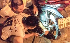 Biệt đội cứu hộ xe máy đêm