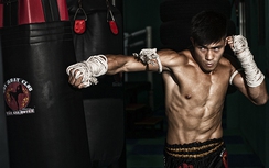 Võ sỹ vô địch thế giới nói lời không ngờ về võ sư Flores