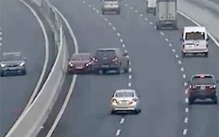 Phạt nữ tài xế đi ngược chiều trên cao tốc 7,5 triệu đồng