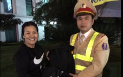 Cảnh sát 141 tìm trả 5 triệu và nhiều giấy tờ cho khổ chủ