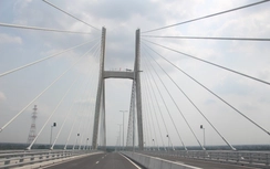 Thênh thang trên đại lộ xuyên Đồng Tháp Mười