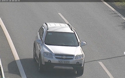 Chùm ảnh: Đủ kiểu ô tô vi phạm trên cao tốc Long Thành