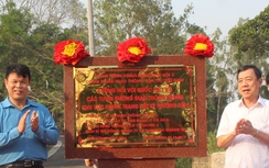 Gắn biển công trình chào mừng Đại hội X Công đoàn GTVT Việt Nam