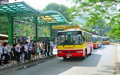 Phương tiện cá nhân tăng nhanh, kìm hãm giao thông công cộng