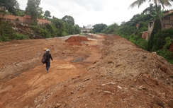 Chủ tịch Gia Lai vào cuộc vụ dân tự ý phân lô bán nền