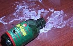 Người bố nhảy lầu vẫn nguy kịch, nghi ép 2 con uống thuốc sâu