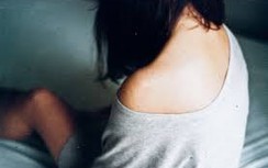 Phó Giám đốc lộ clip "nóng" đang công tác bình thường?