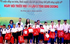 Tân Hiệp Phát tặng quà cho trẻ em nhân ngày 1/6