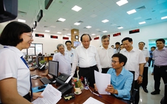 Vì sao "lương không sống được" nhưng chạy hàng trăm triệu vào bộ máy?