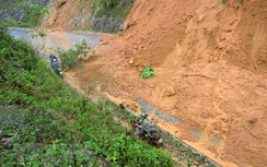 Cấm xe tải lớn, làm đường tránh tạm khắc phục sạt lở trên QL279