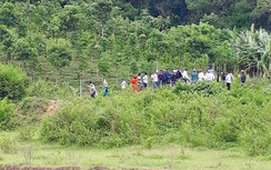 Thi thể người đàn ông nhiều hình xăm đang phân hủy trong rừng