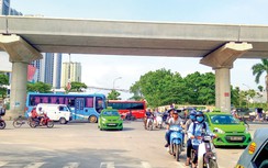 Hà Nội: Thiếu đèn tín hiệu, nhiều nút giao thành điểm nóng ùn tắc