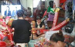 Làng “âm phủ” tất bật “tháng cô hồn”