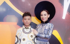 Ca sĩ Phi Nhung và bé Hồ Văn Cường lần đầu làm vedette