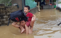 Sơ tán hơn 6.000 dân ở TP Thanh Hóa ra khỏi vùng ngập lụt