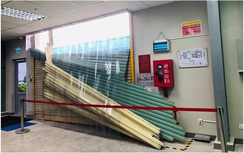 Bát nháo thị trường cửa cuốn