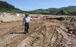 Phó chánh văn phòng UBND huyện đi "bắt" cát tặc bị đánh bầm mặt