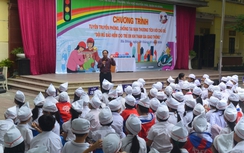 Hướng dẫn kỹ năng tham gia giao thông an toàn cho 2.000 học sinh